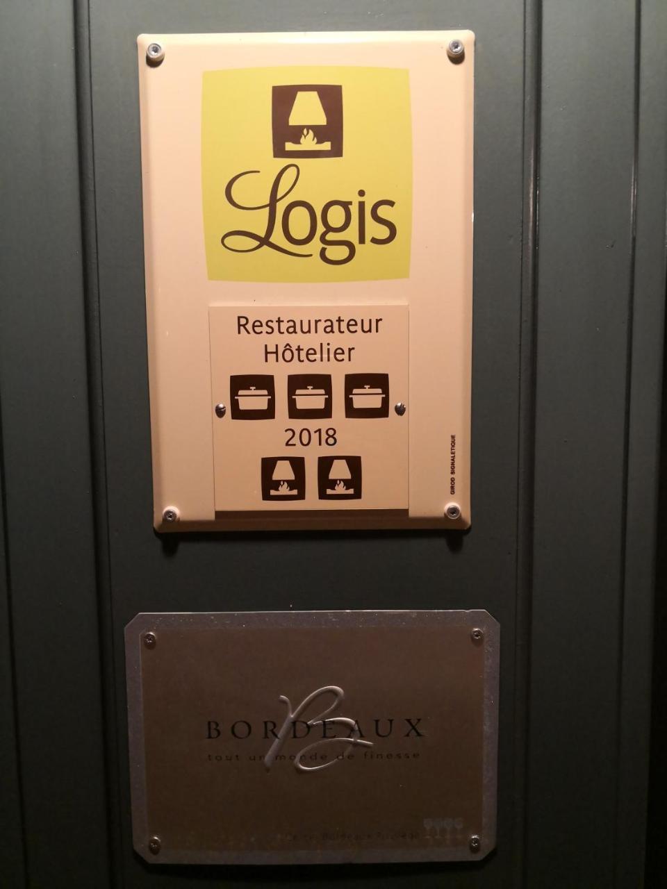 Logis Hotel De France Rochechouart Exterior photo